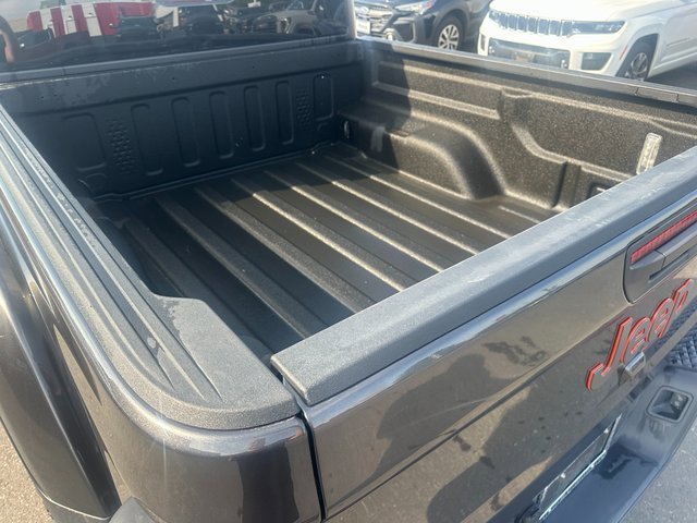 Used 2023 Jeep Gladiator Mojave w/ Cold Weather Group image 12