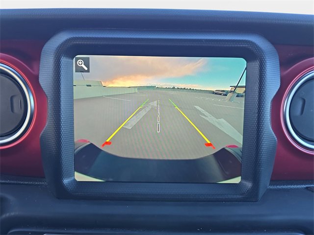 Used 2022 Jeep Gladiator Rubicon w/ Cold Weather Group image 25