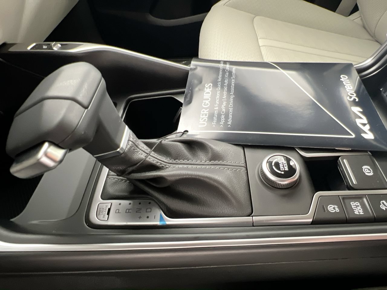 New 2026 Kia Sorento S w/ S Panoramic Sunroof Package FWD image 24