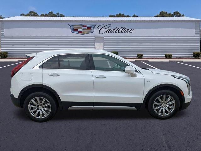 Used 2020 Cadillac XT4 Premium Luxury w/ Driver Awareness Package AWD/4WD image 3