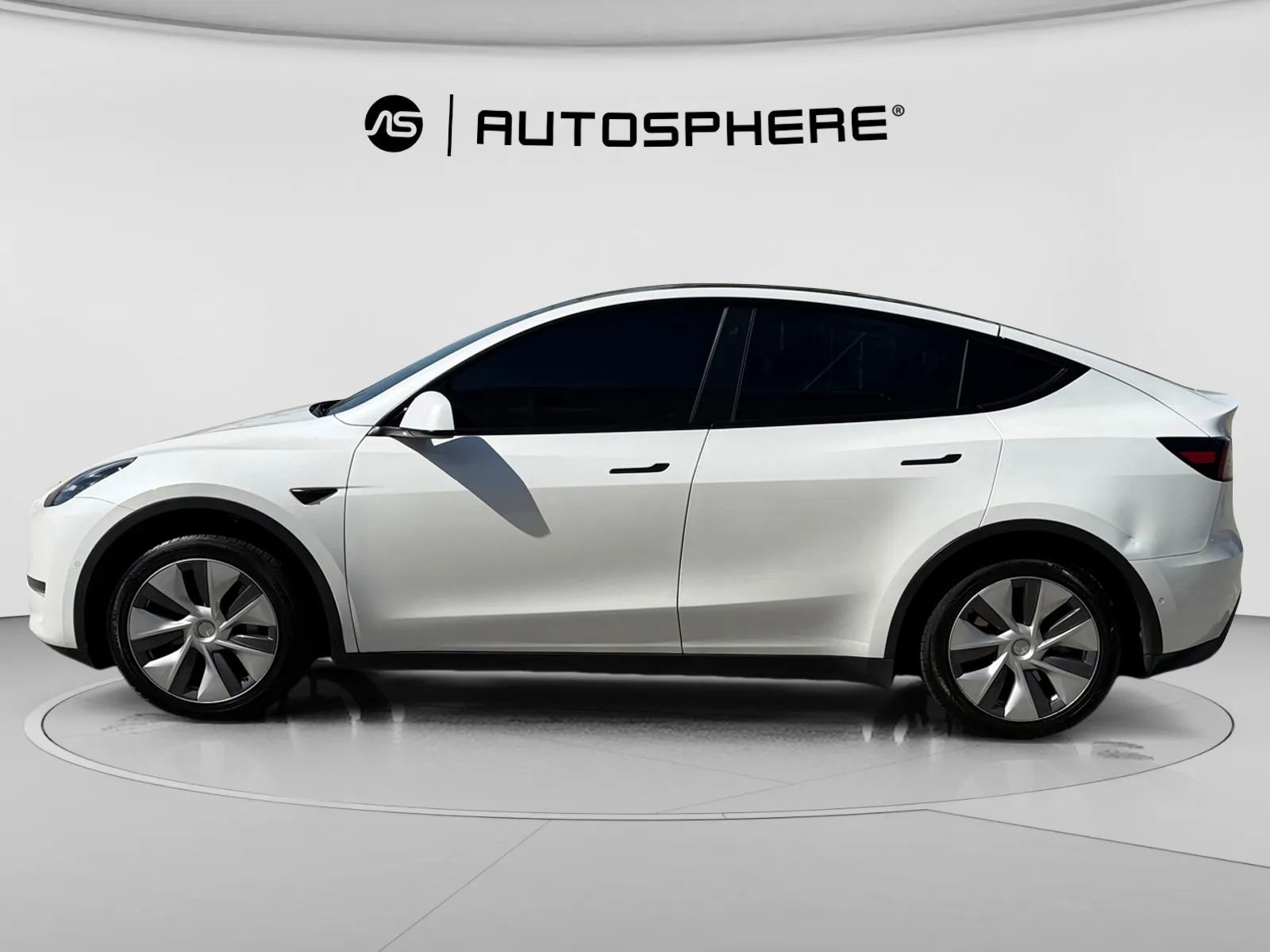 Used 2022 Tesla Model Y Long Range AWD/4WD image 5