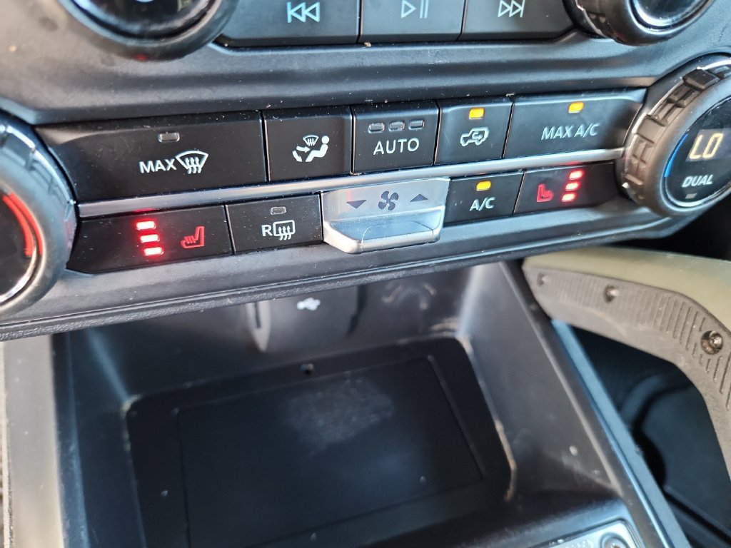 Used 2024 Ford Bronco Everglades AWD/4WD image 19