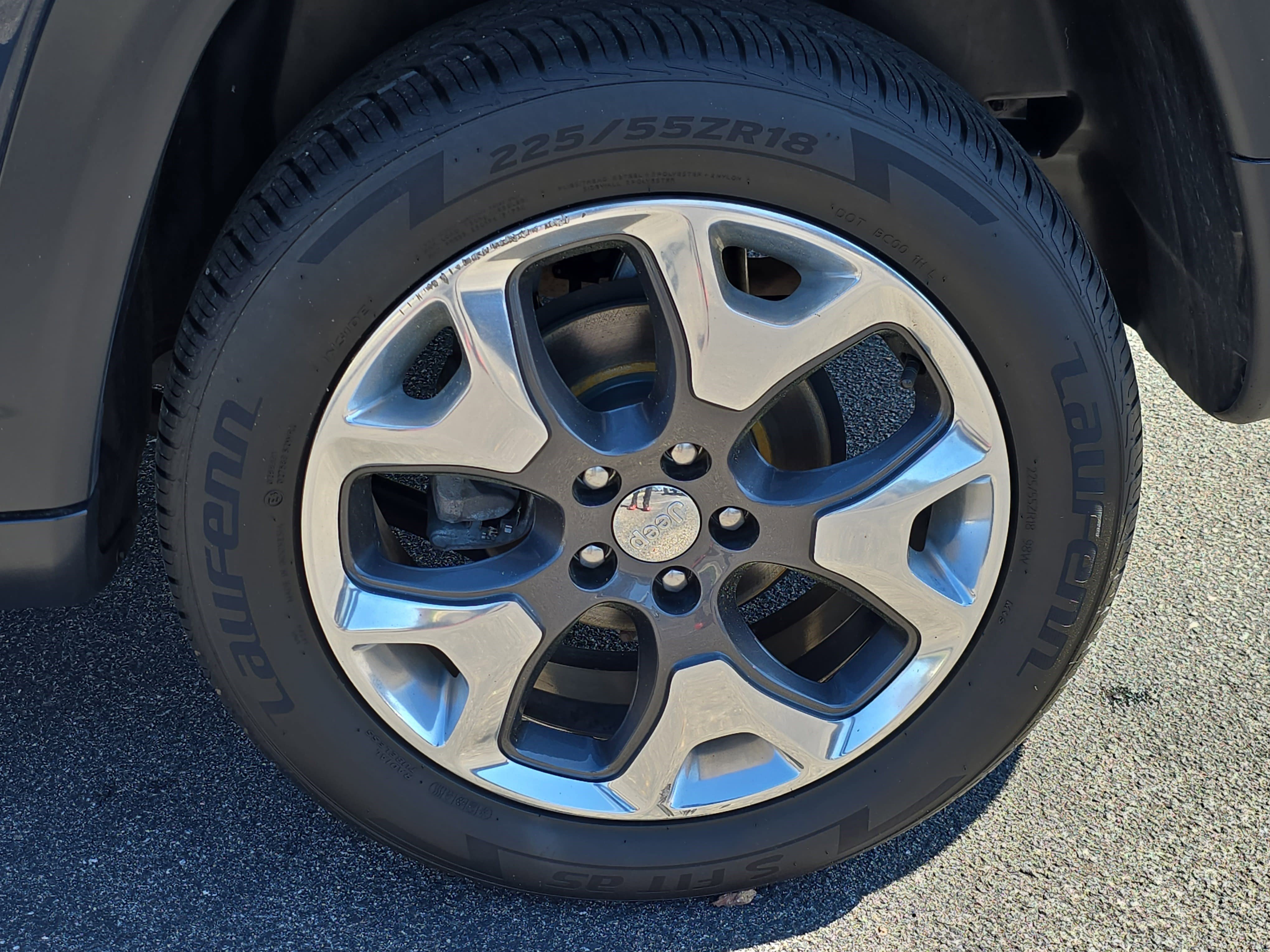 Used 2018 Jeep Compass Limited w/ Safe & Security Group image 34