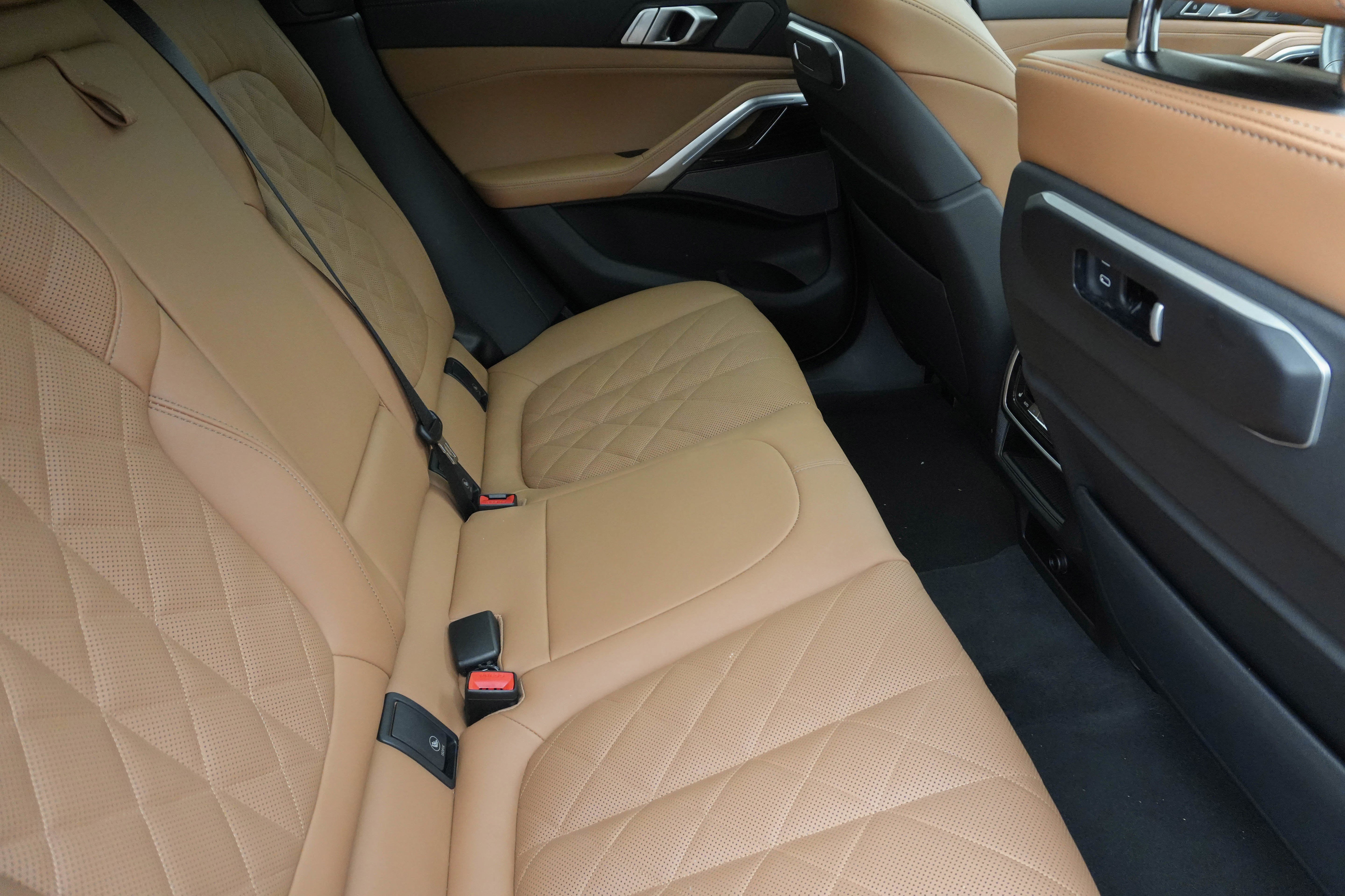 Certified 2026 BMW X6 xDrive40i AWD/4WD image 41