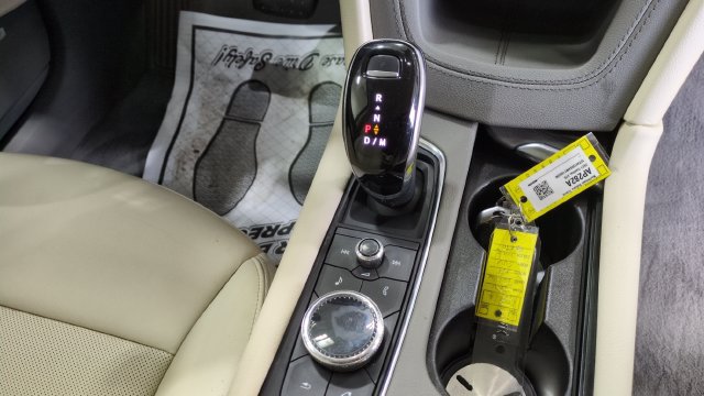 Used 2021 Cadillac XT6 Premium Luxury w/ LPO, Floor Liner Package AWD/4WD image 14
