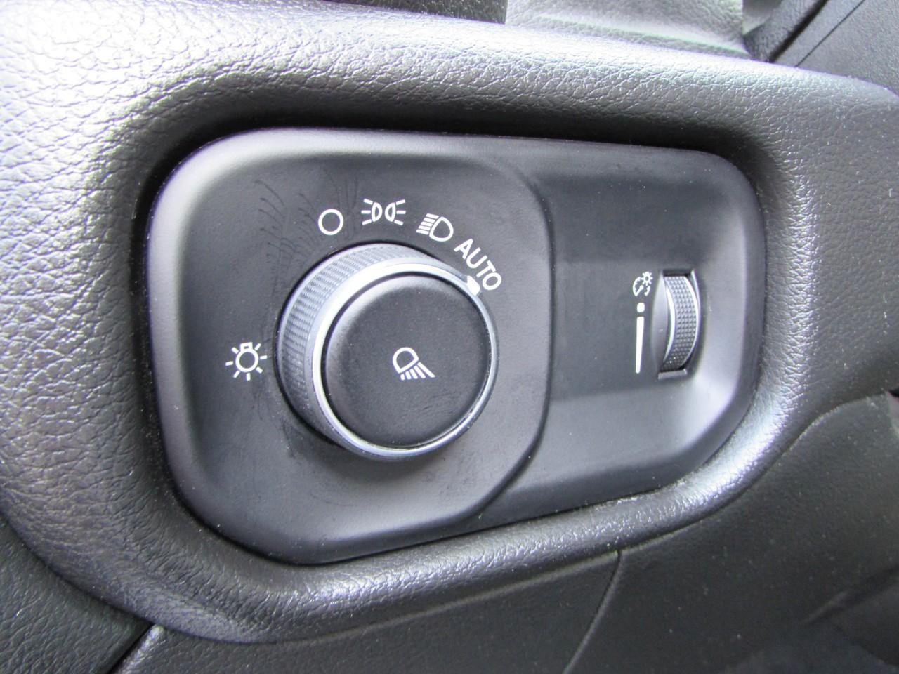 Used 2024 RAM 3500 Big Horn AWD/4WD image 21