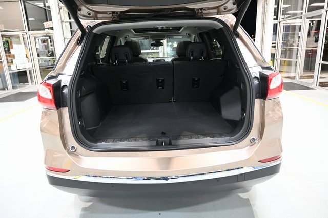 Used 2018 Chevrolet Equinox Premier image 27