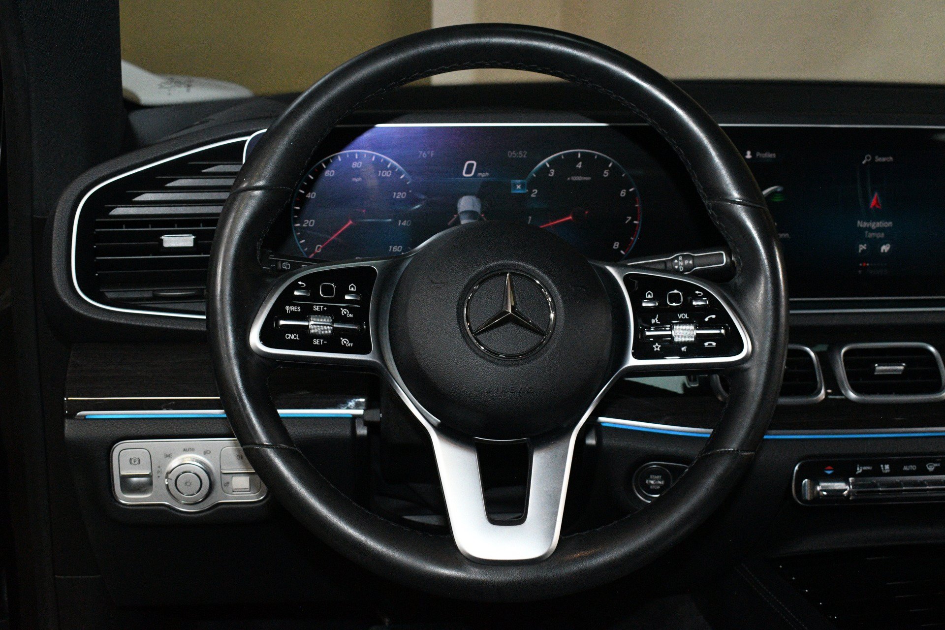 Used 2020 Mercedes-Benz GLE 350 4MATIC image 27
