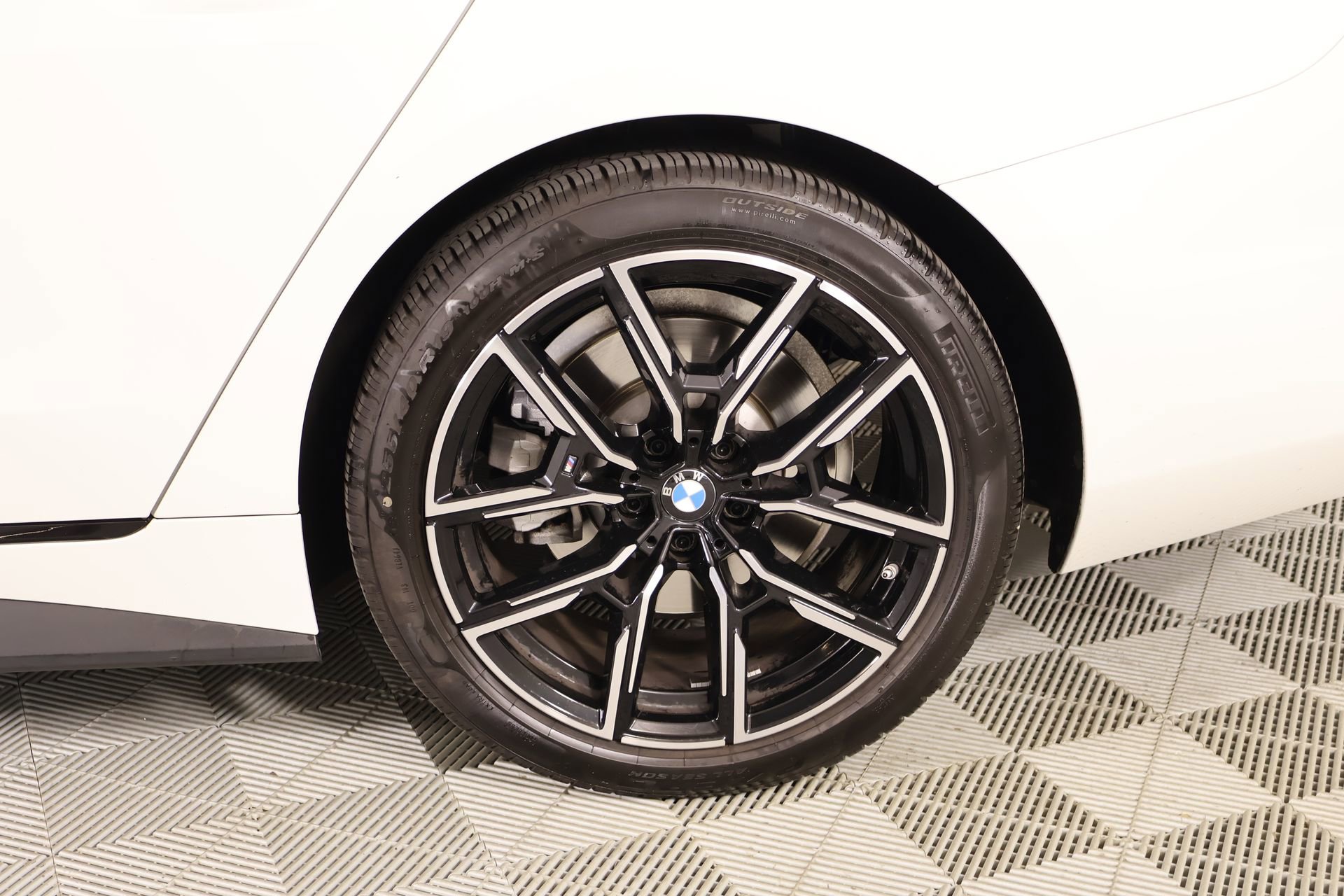 Used 2025 BMW 430i xDrive w/ M Sport Package image 20