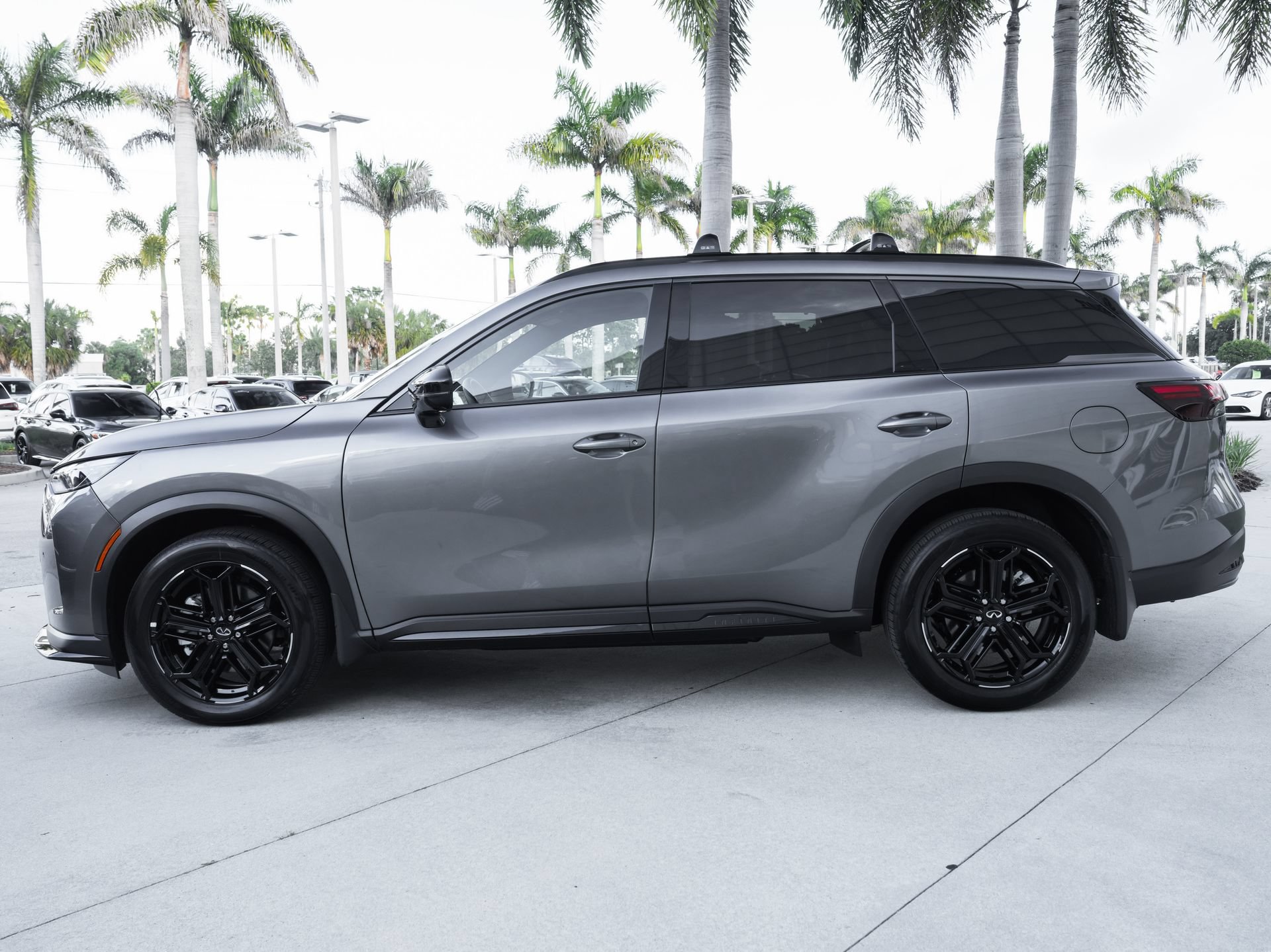 Certified 2026 INFINITI QX60 Sport w/ Dark Cargo Package AWD/4WD image 21