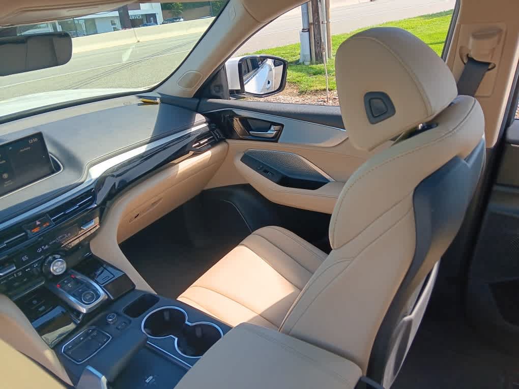 Used 2023 Acura MDX SH-AWD image 11