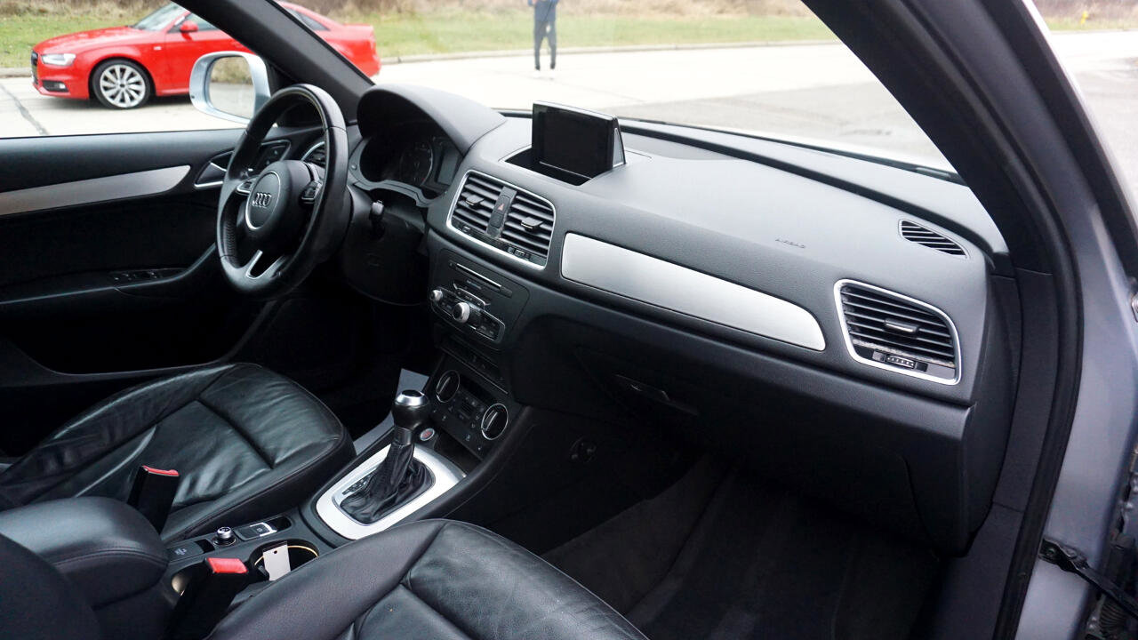Used 2018 Audi Q3 2.0T Premium image 13