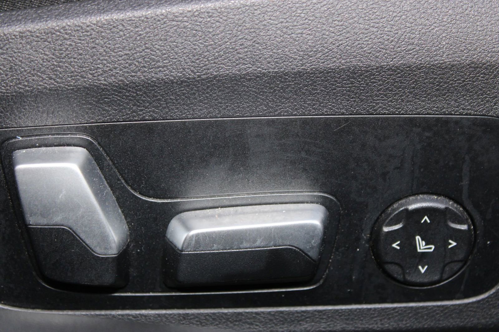 Used 2021 BMW 430i Coupe w/ Convenience Package image 7