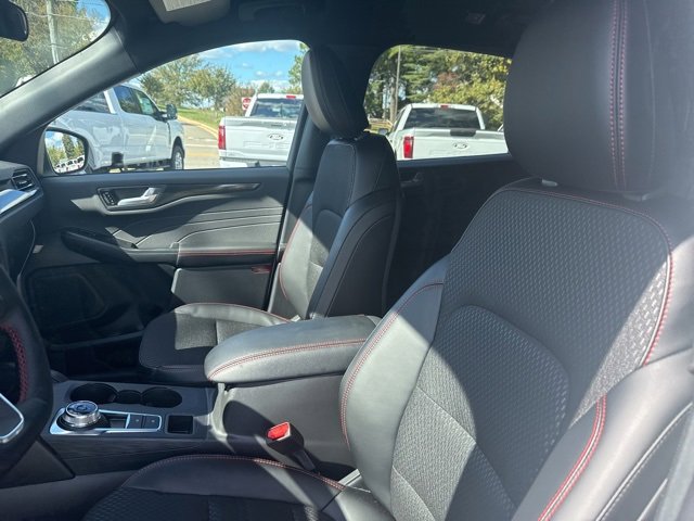 New 2026 Ford Escape ST-Line image 18