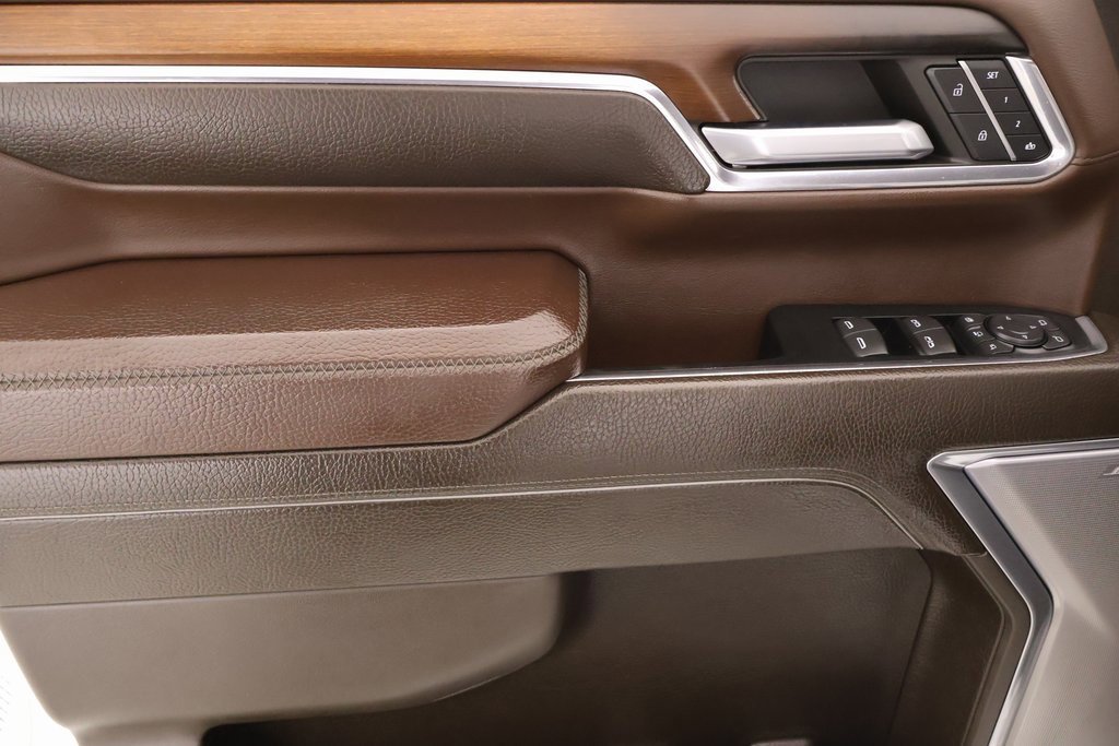 Used 2024 GMC Sierra 3500 Denali image 16