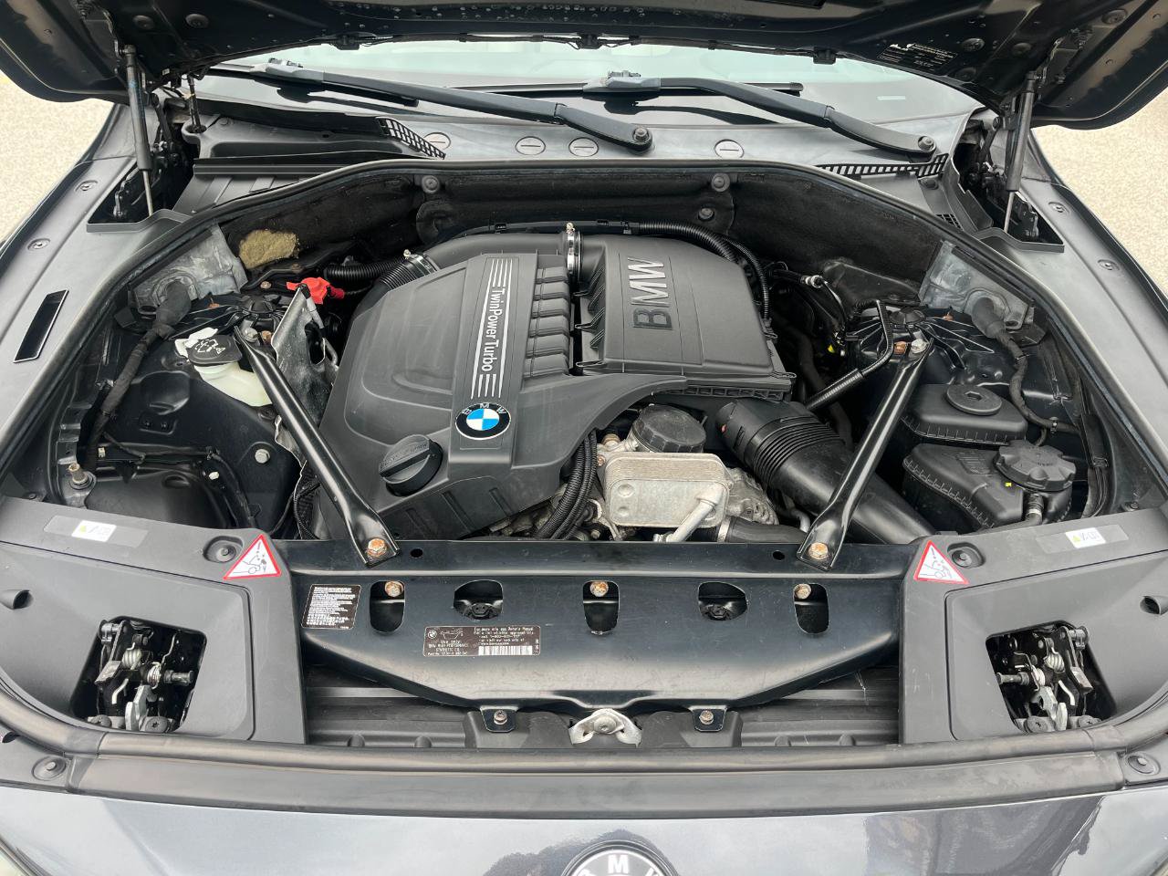 Used 2014 BMW 535i Gran Turismo xDrive AWD/4WD image 36