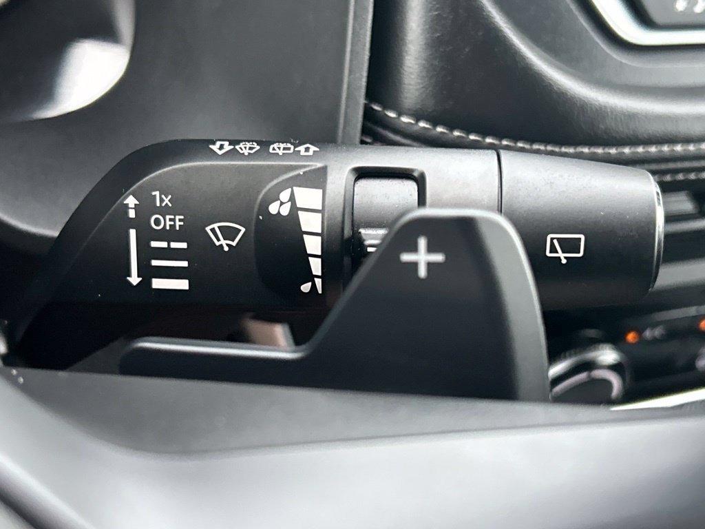 Certified 2025 Nissan Rogue S FWD image 29
