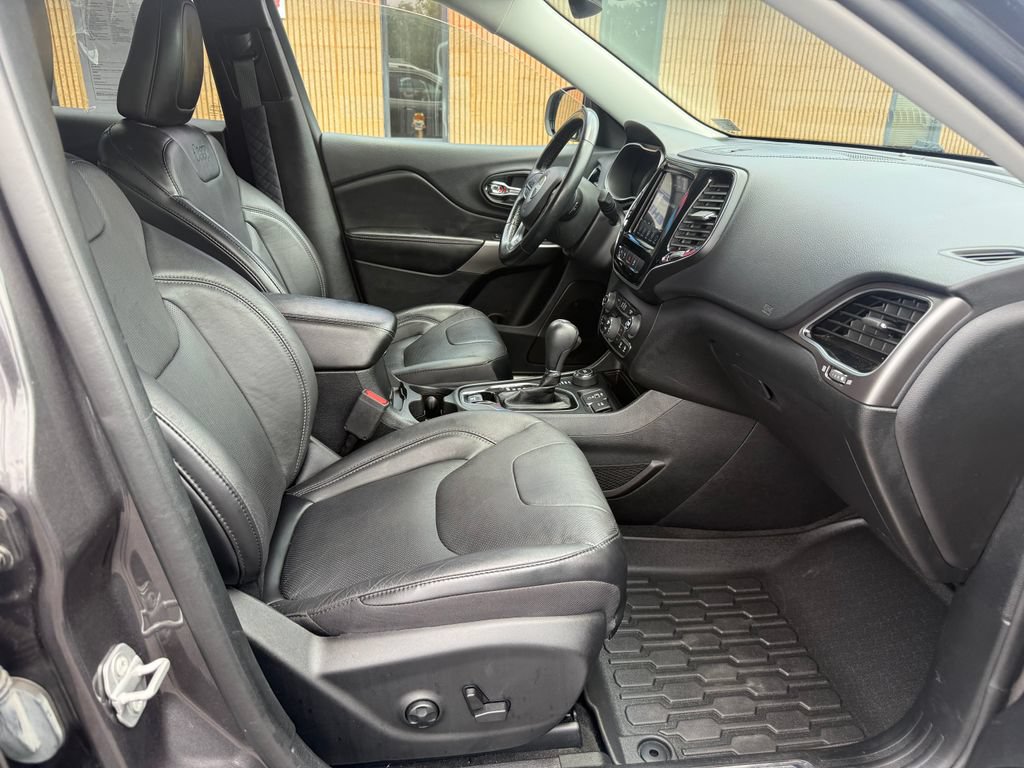 Used 2021 Jeep Cherokee Limited AWD/4WD image 24