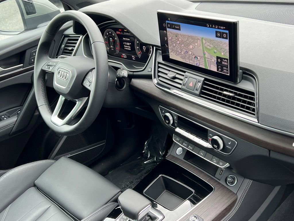 Certified 2025 Audi Q5 2.0T Premium Plus w/ Premium Plus Package image 12