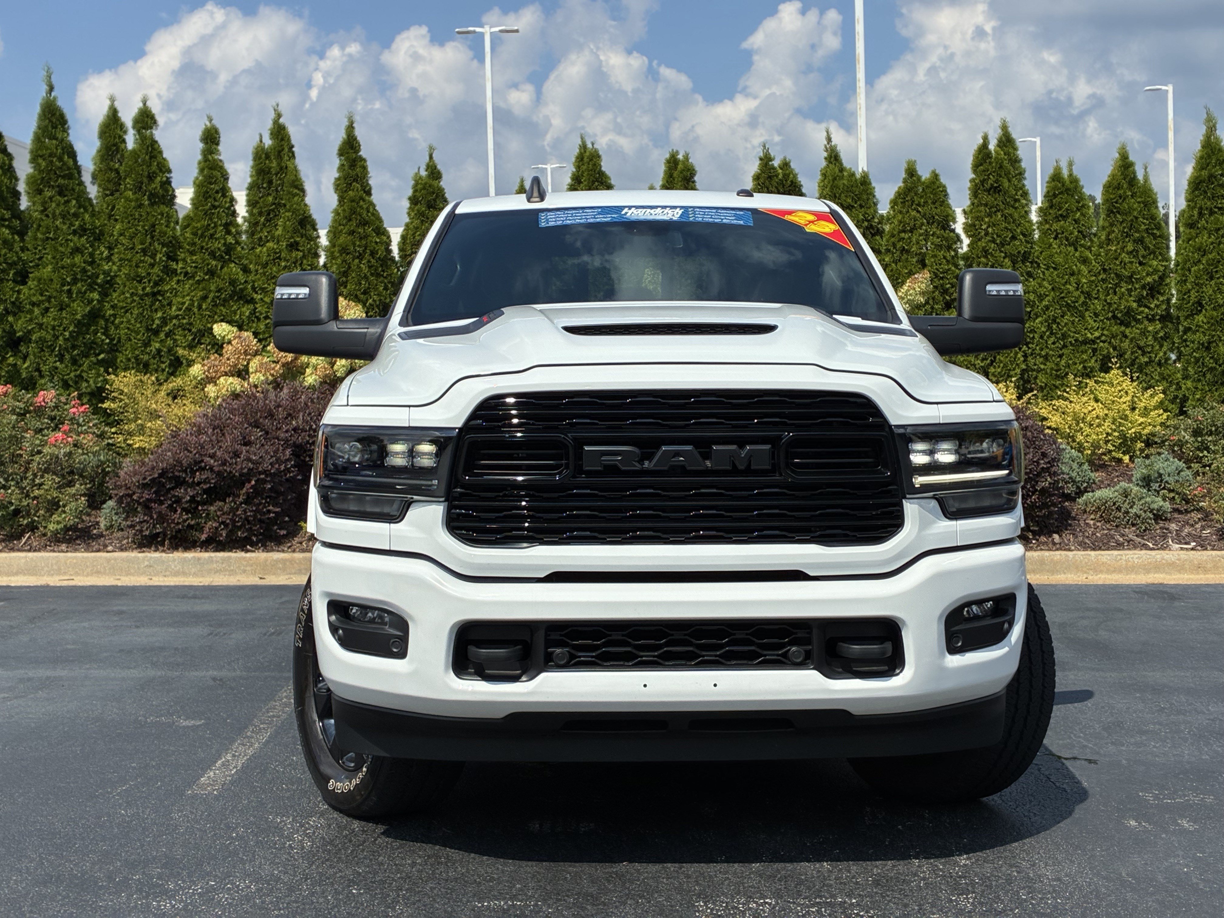 Used 2023 RAM 2500 Limited w/ Night Edition AWD/4WD image 5