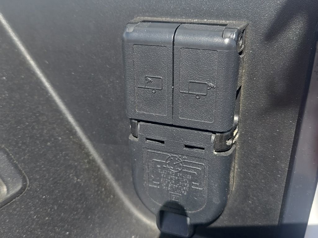 Used 2023 Chevrolet Silverado 1500 ZR2 w/ Technology Package image 43