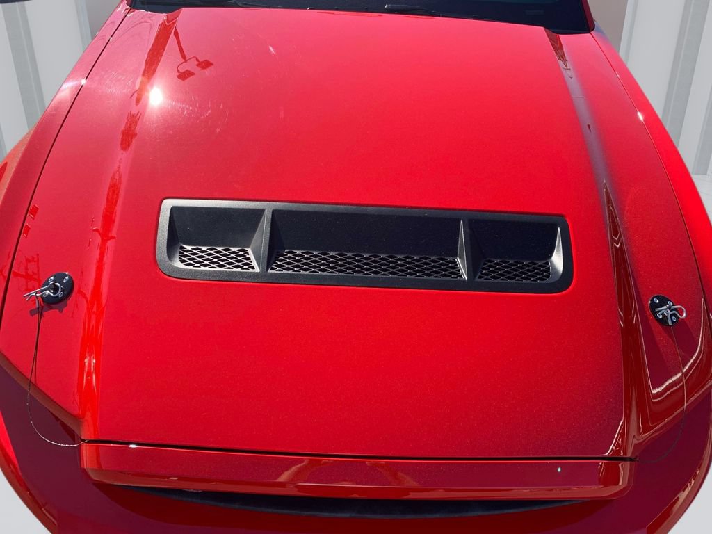 Used 2012 Ford Mustang Shelby GT500 w/ SVT Performance Pkg RWD image 10