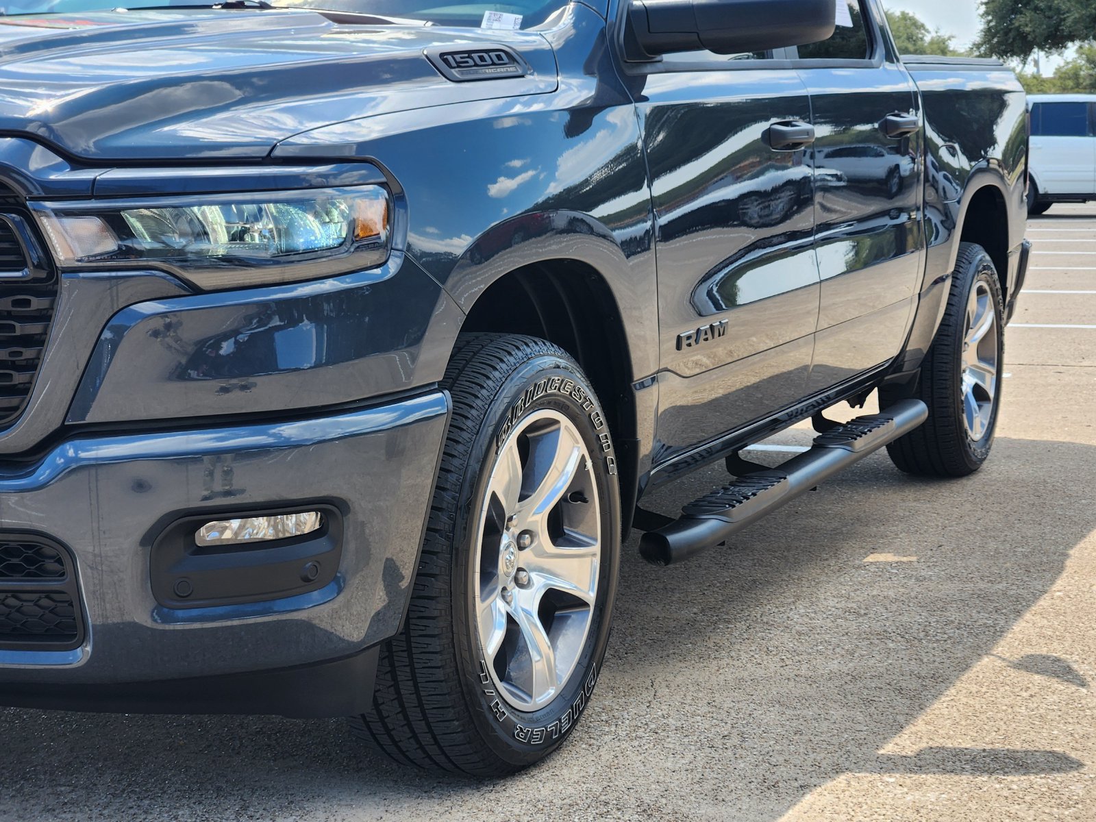 Used 2026 RAM 1500 Express RWD image 12