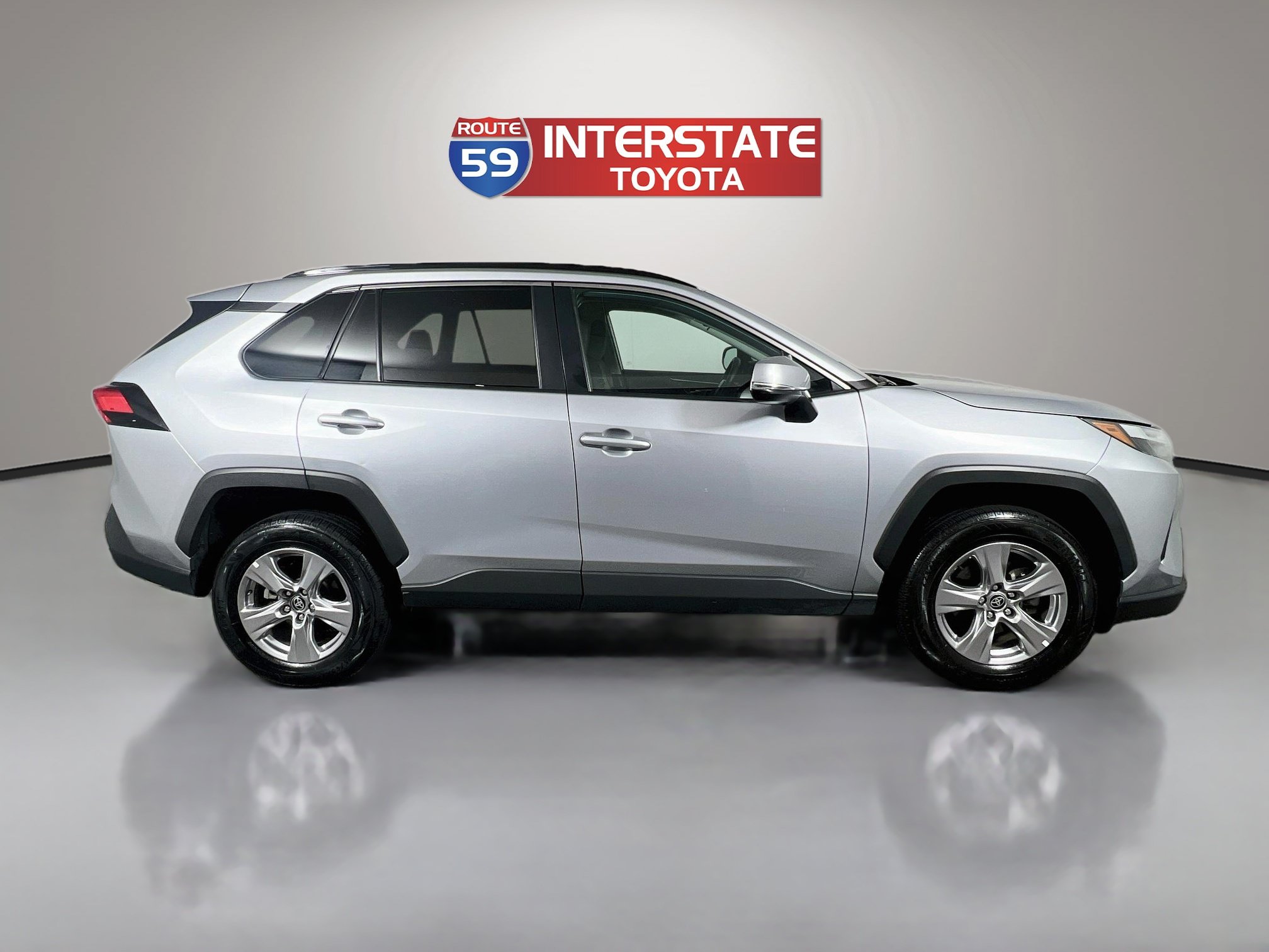 Certified 2024 Toyota RAV4 XLE FWD image 8