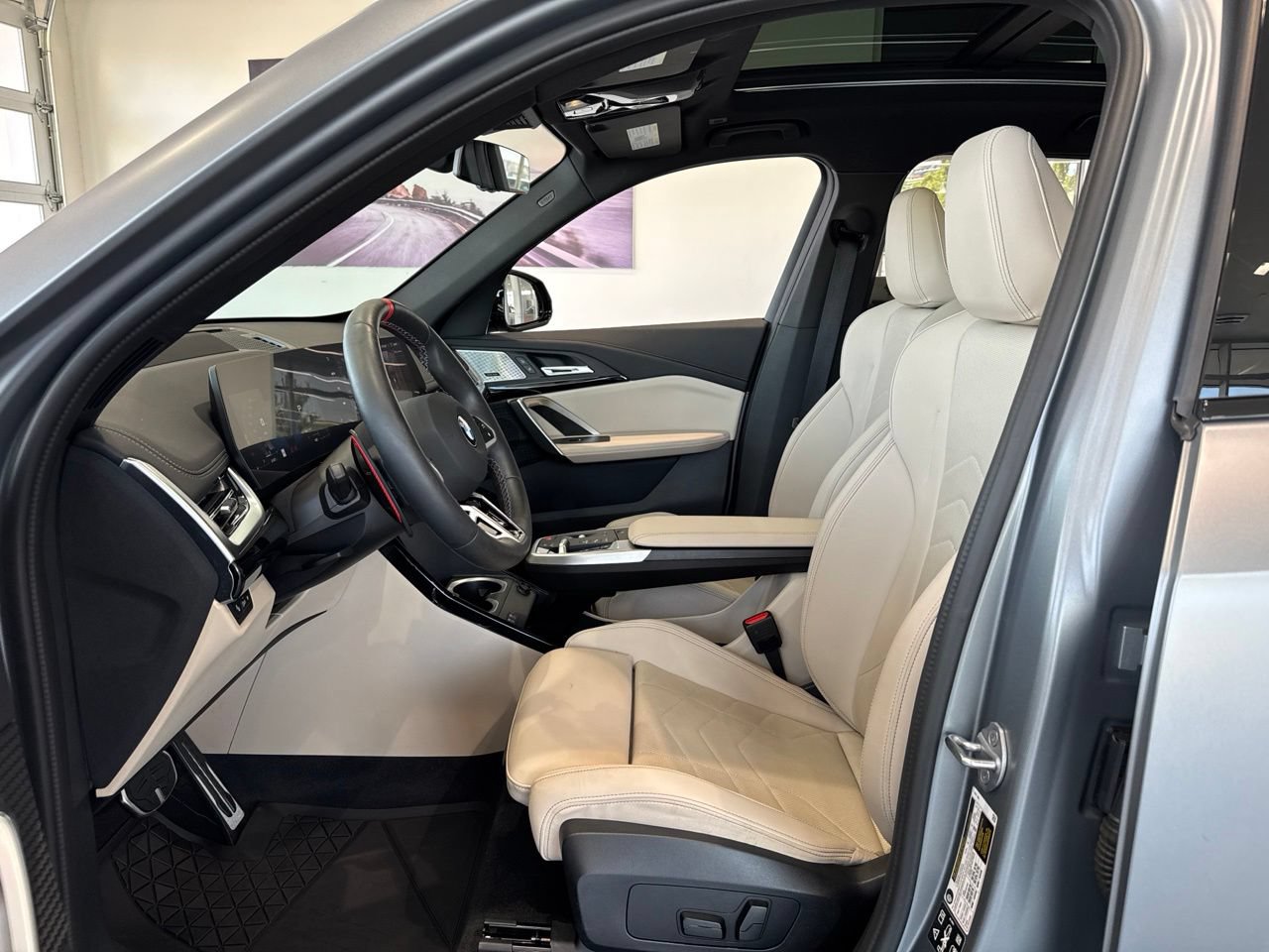 Used 2025 BMW X1 M35i w/ Premium Package AWD/4WD image 14