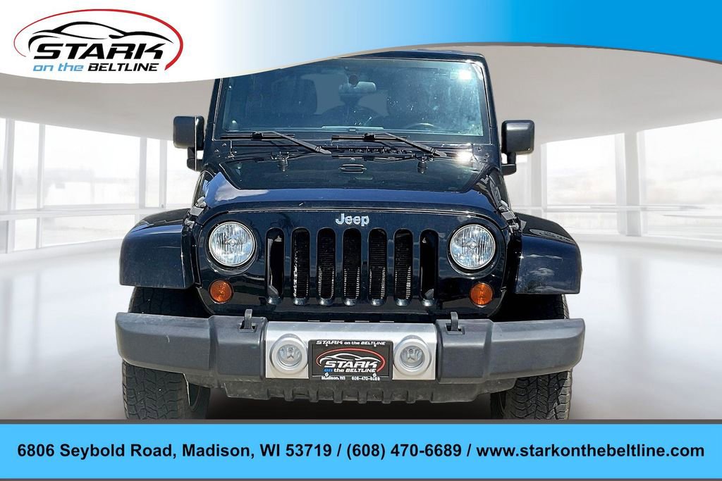 Used 2011 Jeep Wrangler Unlimited Sahara AWD/4WD image 2