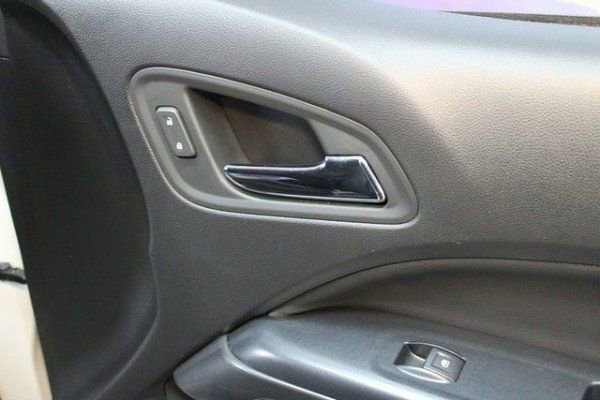 Used 2021 GMC Canyon AT4 w/ Driver Alert Package image 9