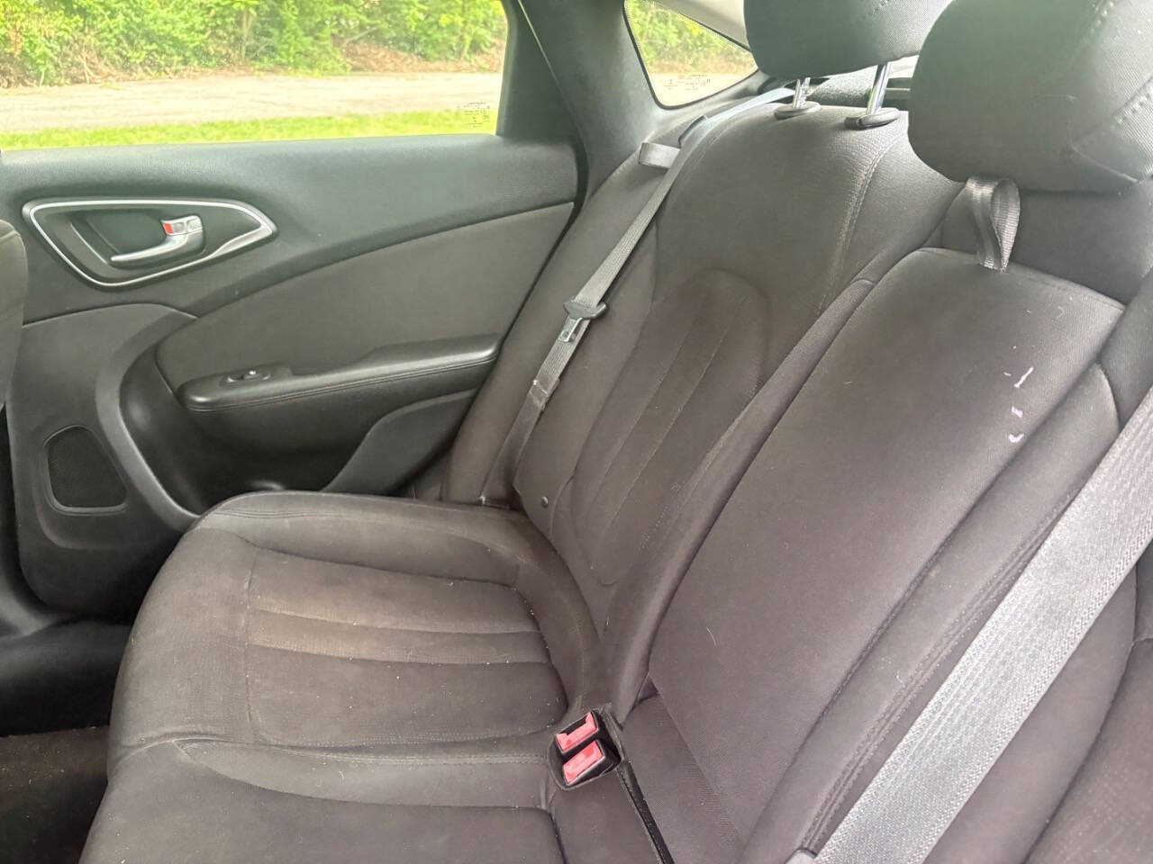 Used 2015 Chrysler 200 Limited w/ Convenience Group FWD image 15