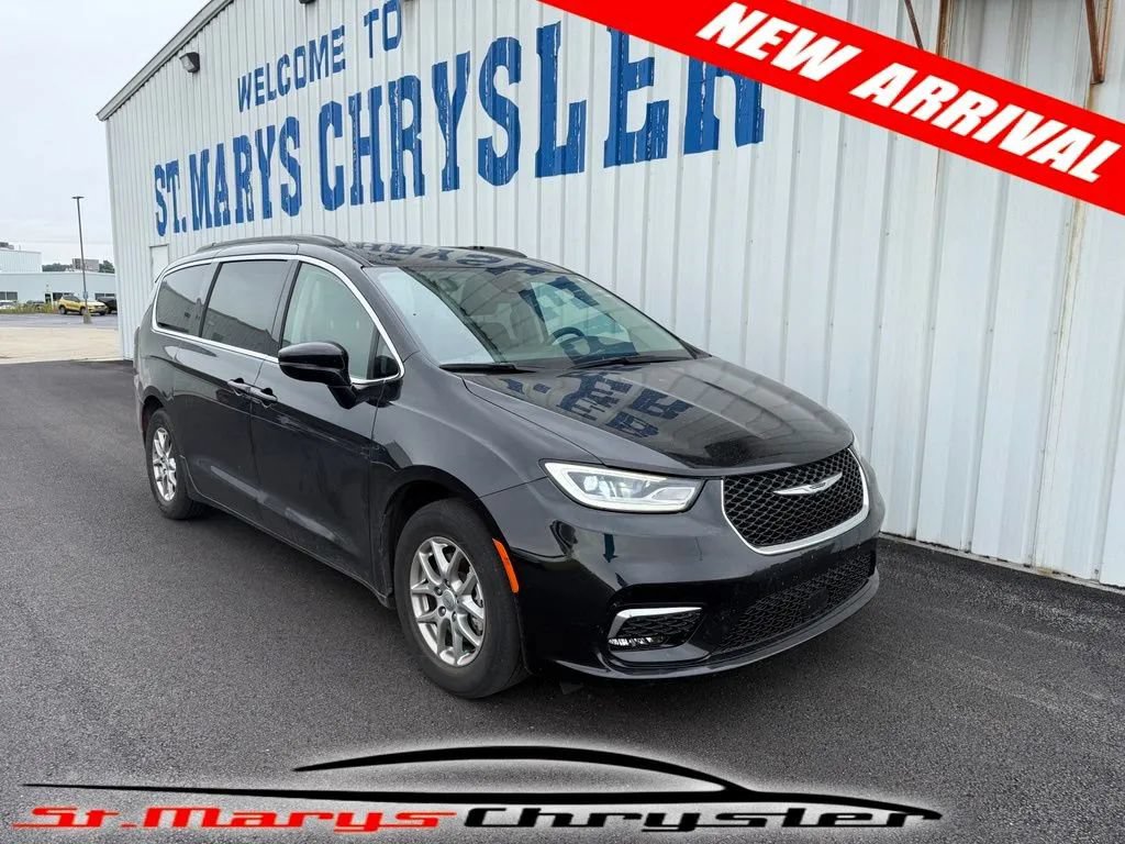 Used 2021 Chrysler Pacifica Touring w/ Cold Weather Group