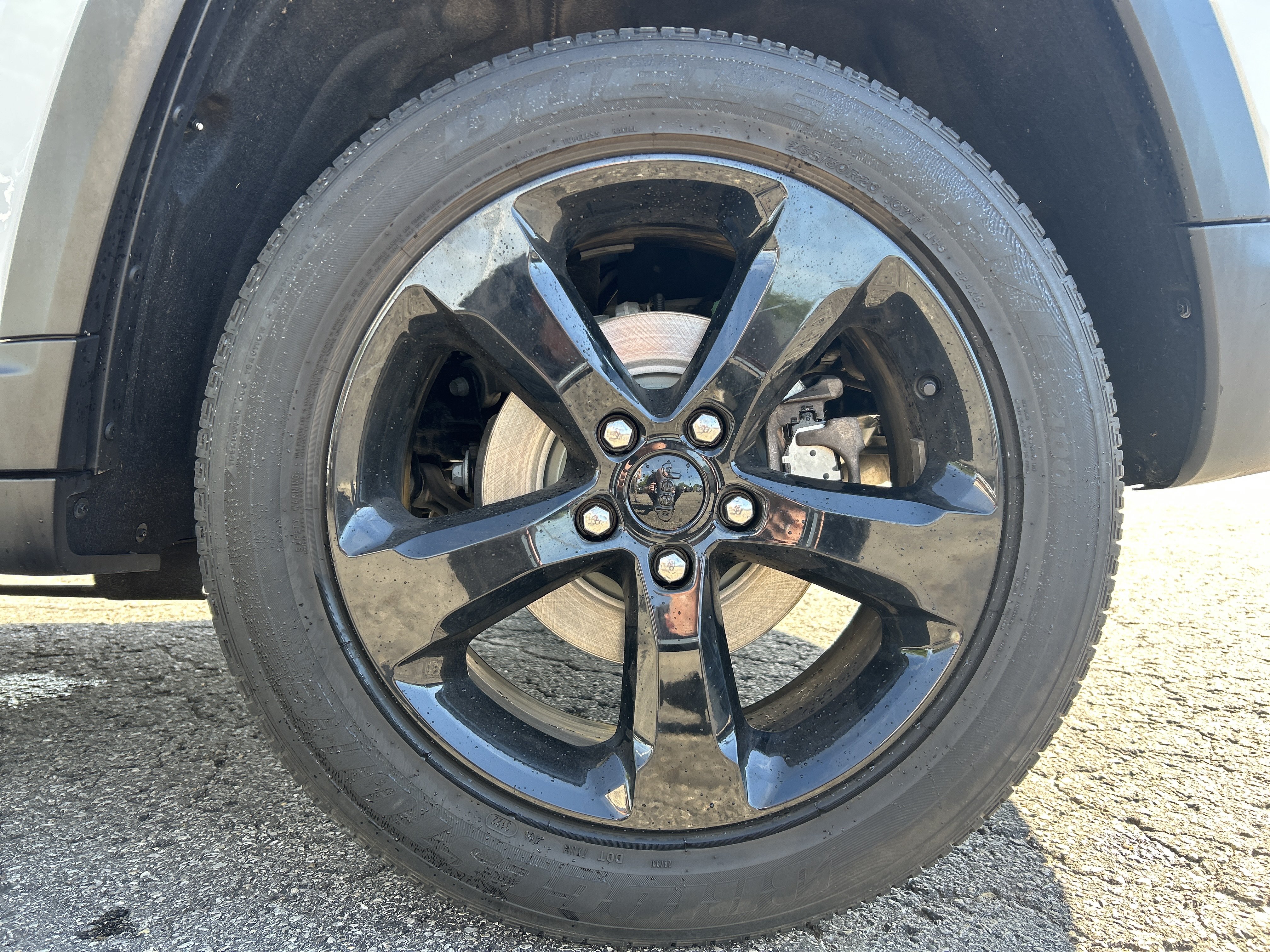 Used 2023 Jeep Grand Cherokee Altitude AWD/4WD image 20