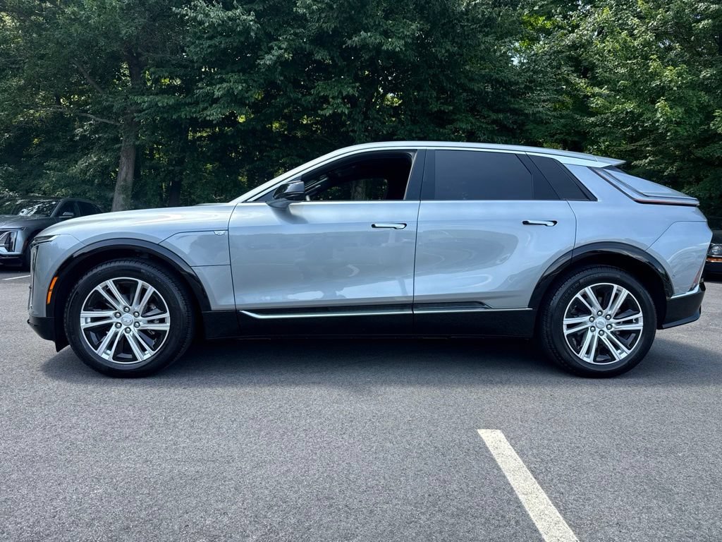 Used 2024 Cadillac Lyriq Tech w/ Driver Assist Package AWD/4WD image 2