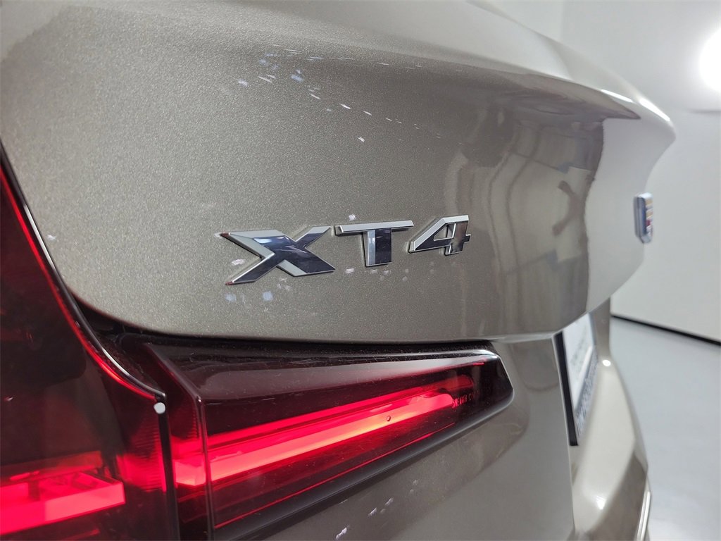 Certified 2024 Cadillac XT4 Luxury w/ Cold Weather Package image 6