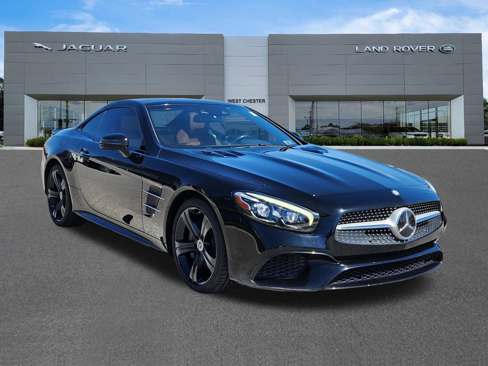 Used 2017 Mercedes-Benz SL 450 image 2