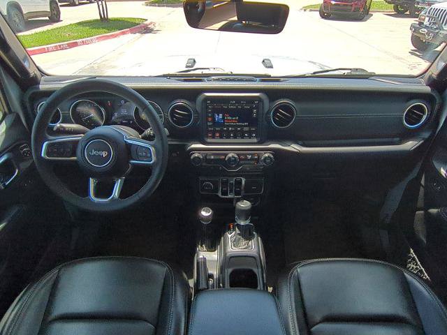 Used 2023 Jeep Wrangler Unlimited Sahara AWD/4WD image 52