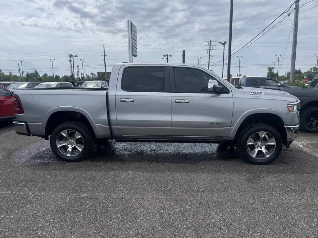 Used 2019 RAM 1500 Laramie AWD/4WD image 2
