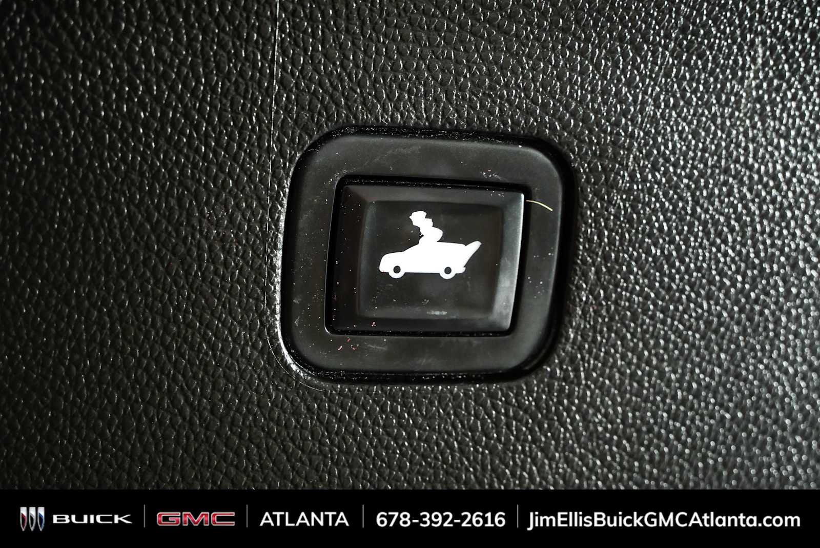 Used 2019 Buick Enclave Essence FWD image 33