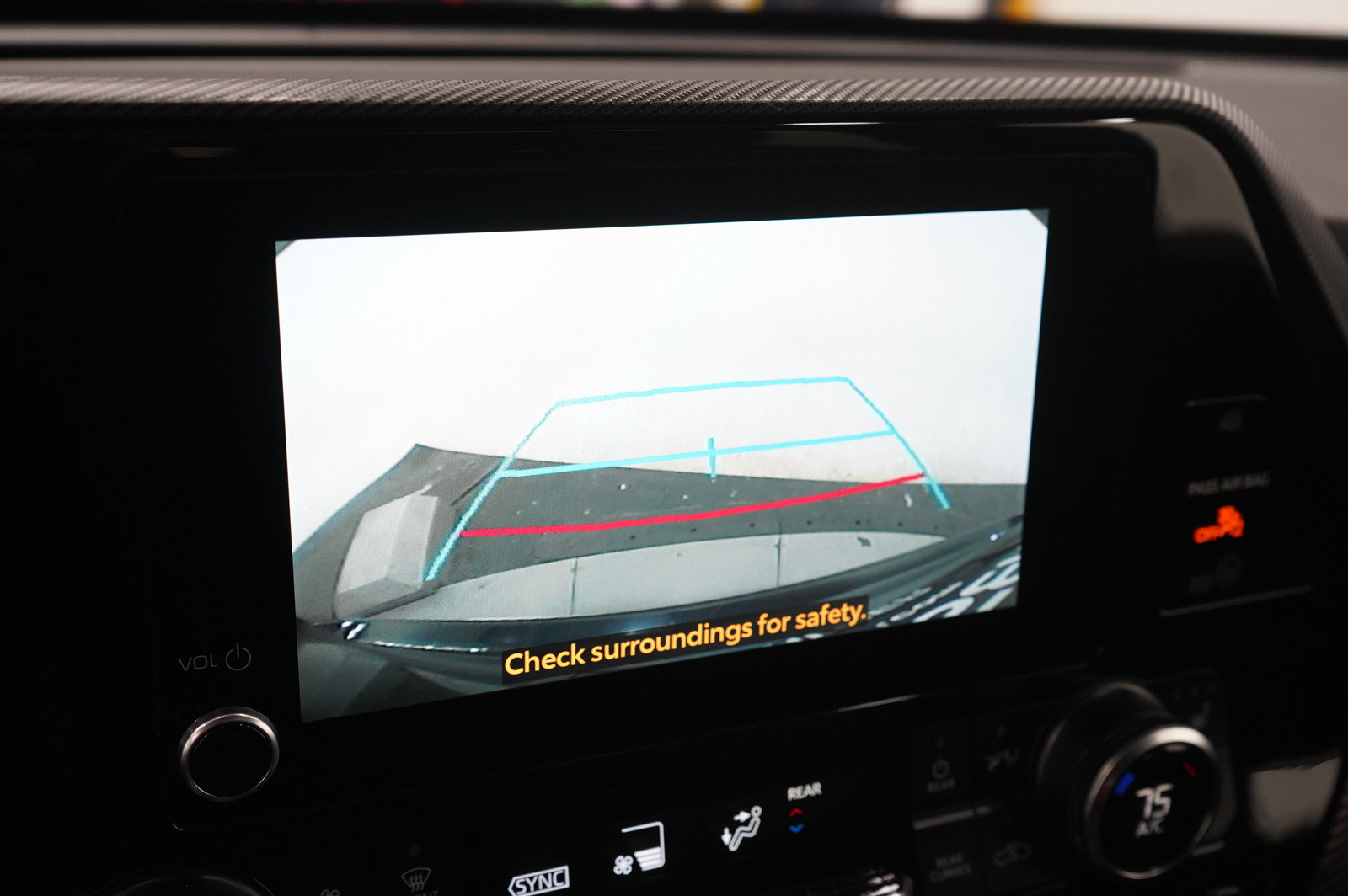 Used 2025 Toyota Highlander XSE AWD/4WD image 24