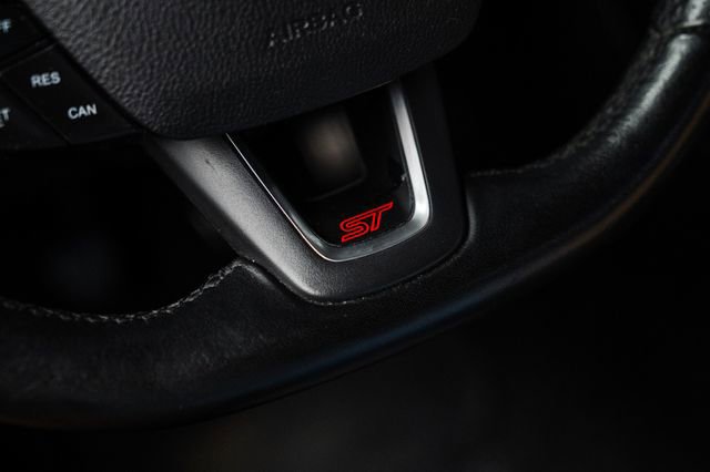 Used 2016 Ford Focus ST image 16