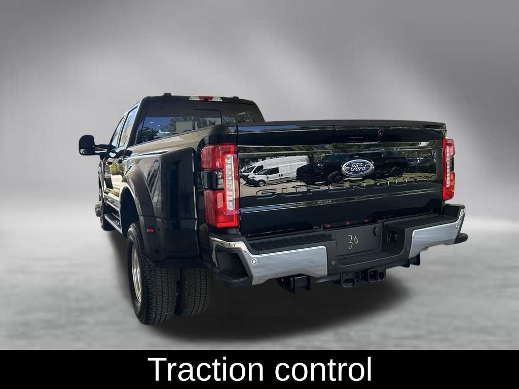 Used 2026 Ford F350 Lariat AWD/4WD image 4