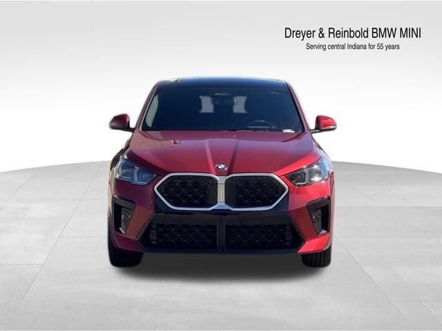 Certified 2025 BMW X2 xDrive28i w/ Premium Package image 8