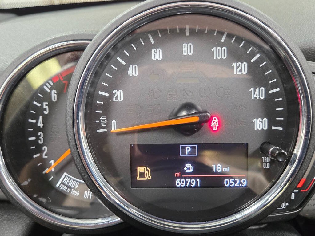 Used 2019 MINI Cooper Convertible w/ Signature Upholstery Package FWD image 30