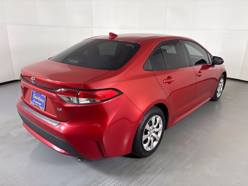 Used 2020 Toyota Corolla LE w/ Carpet Mat Package (TMS) FWD image 8