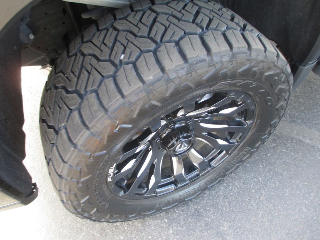 Used 2023 GMC Sierra 1500 AT4 w/ Technology Package image 14