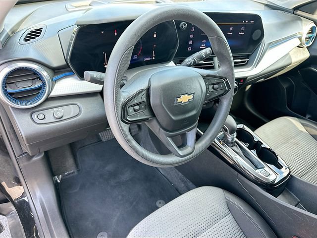 Used 2024 Chevrolet Trax LT image 9