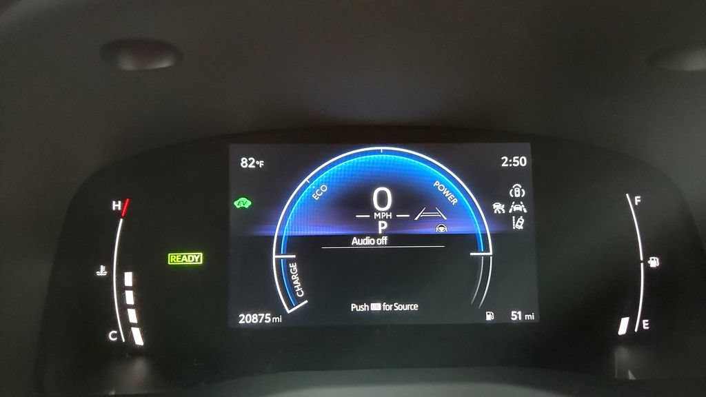 Used 2025 Toyota Camry LE FWD image 26