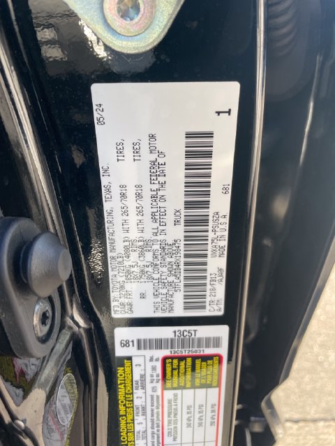 Used 2024 Toyota Tundra SR5 w/ SR5 Convenience Package AWD/4WD image 26